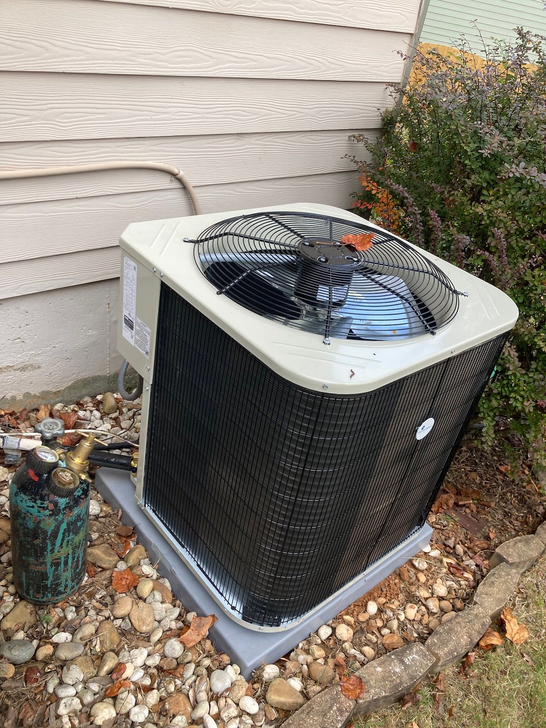 Save Money and Have a More Efficient Heating and Cooling System by Installing New A/C Units and Furnaces for Each Level Acworth, GA